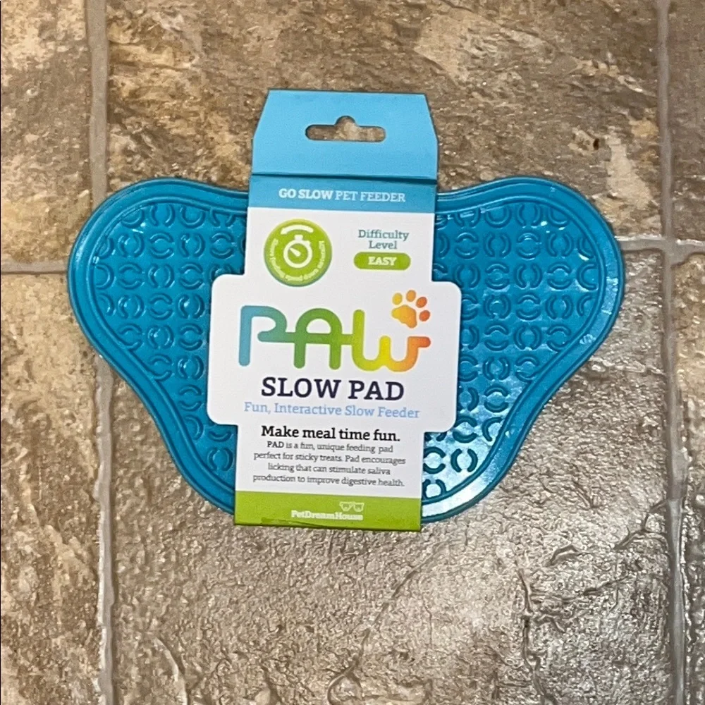 NWT Blue Slow Feeder Pad for Small Pets